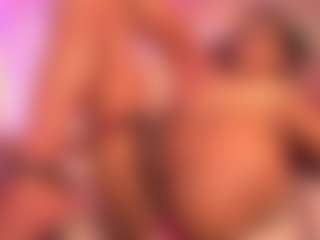 Chloe-Cherry21's Live Sex Cam Show