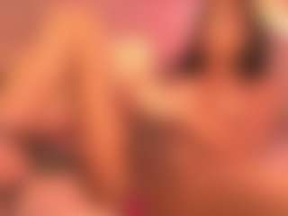 Chloe-Cherry21's Live Sex Cam Show