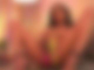 Chloe-Cherry21's Live Sex Cam Show