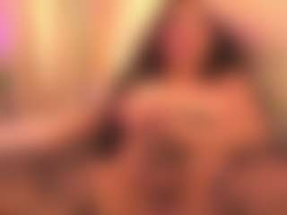 Chloe-Cherry21's Live Sex Cam Show