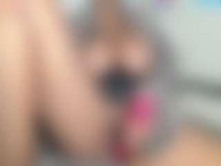 Live cam show with mamiwater - Kinky on intimatelivegirls.com