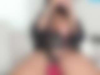 Live cam show with mamiwater - Thick on Camsoda