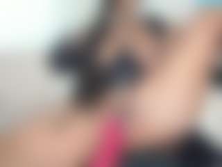Live cam show with mamiwater - Athletic on Dolls Live