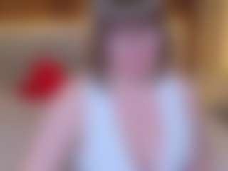 Live cam show with ZannaDreil - Tittyfuck on Hubzter Live