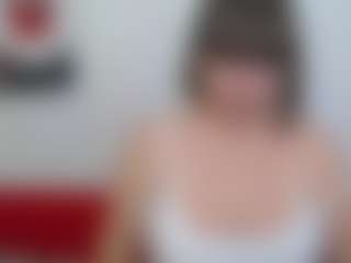 Live cam show with ZannaDreil - Gagging on livesuperchat.net