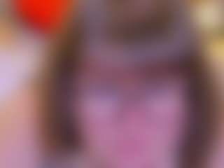 Live cam show with ZannaDreil - Gagging on mypornchat.com