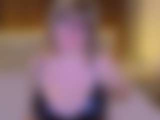 Live cam show with ZannaDreil - Gagging on Nude Live Now