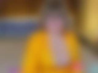 Live cam show with ZannaDreil - Gagging on pussylord.com