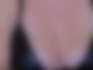 ZannaDreil's Live Sex Cam Show