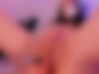 Live cam show with Amber Farrell - Average on Streamer API