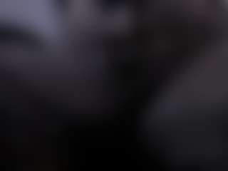 Live cam show with Amber Farrell - Average on Cam Slut