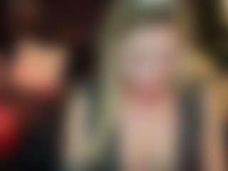 Live cam show with AugustineMagnet - Squirt MILF on Camsoda