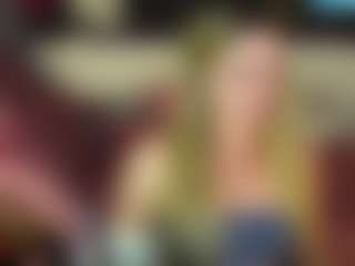 Show en direct avec AugustineMagnet - Blonde Hair MILF sur Camsoda