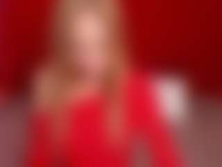 Live cam show with DianaGarrett - Smoking on CamClone