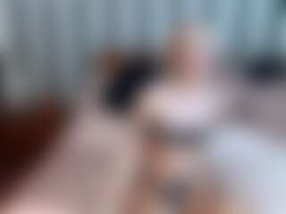 sweet-sophi's Live Sex Cam Show