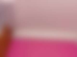 Live cam show with petitelittleebonyy - Pegging on fapnchat
