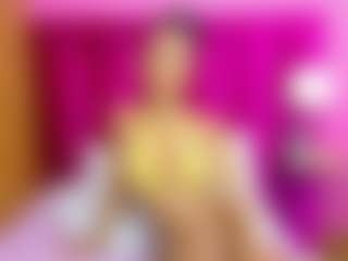 Live cam show with petitelittleebonyy - Pegging on Free Soda