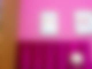 Live cam show with petitelittleebonyy - Pegging on https://playwithruby.com