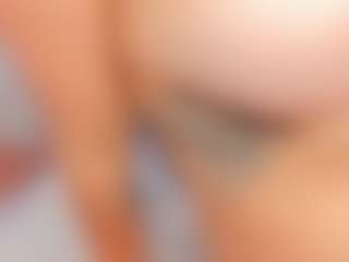 Live cam show with Liberty-Herrera - Young Adult on live18s.com