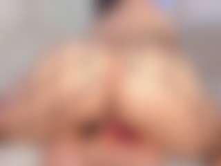 Live cam show with Liberty-Herrera - Cumshot on Gym Cam Girls