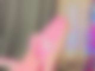 Live cam show with Sara-Moor - Thong on Hubzter Live