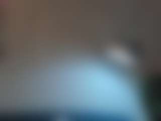 Live cam show with Emma - Big Tits on sexytreat.net