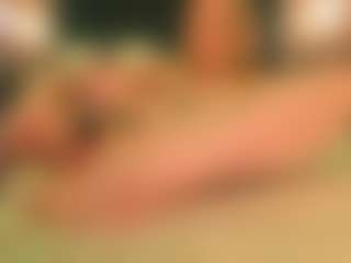 Live cam show with Emma - Spank Blonde Hair on Gym Cam Girls