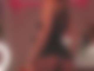 Live cam show with Emma - Moan on intimatelivegirls.com
