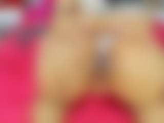 Carolinee-Torres's Live Sex Cam Show