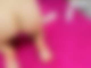 Carolinee-Torres's Live Sex Cam Show