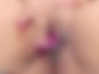 Carolinee-Torres's Live Sex Cam Show