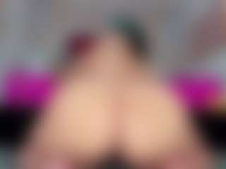 Live cam show with Carolinee-Torres - Threesome on fapnchat