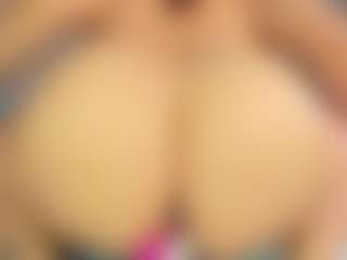 Live cam show with Carolinee-Torres - Threesome on thefappeningchat.com