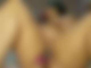 Carolinee-Torres's Live Sex Cam Show