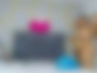 Carolinee-Torres's Live Sex Cam Show