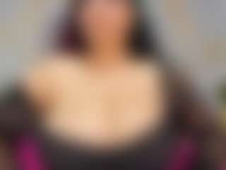 Live cam show with Carolinee-Torres - Threesome on sexylive.show