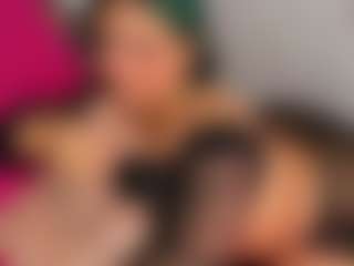Carolinee-Torres's Live Sex Cam Show