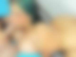 Carolinee-Torres's Live Sex Cam Show