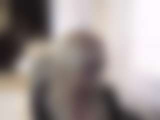 Live cam show with SofiaDream - Cougar on Fit Hotties