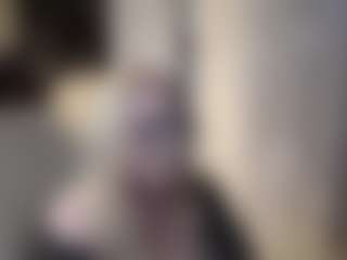 Live cam show with SofiaDream - Cfnm on 1on1-livenow