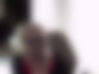Live cam show with SofiaDream - Cougar on googirlz
