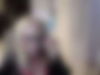 Live cam show with SofiaDream - Cfnm on milfzrlive.com