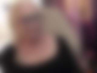 Live cam show with SofiaDream - Cougar on CSO-WL