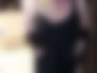 Live cam show with SofiaDream - Cougar on Gym Cam Girls
