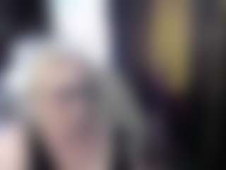 Live cam show with SofiaDream - Cougar on SpankPalCams