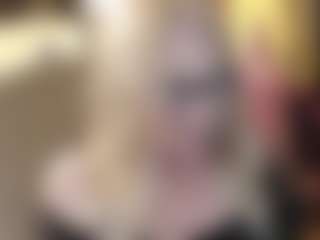 Live cam show with SofiaDream - Domina on LiveSexCams6