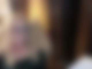 Live cam show with SofiaDream - Cougar on TeamSkeetLive