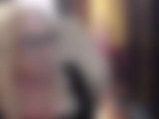 Live cam show with SofiaDream - Domination on Mixed Magazine Live