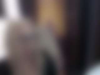 Live cam show with SofiaDream - Cougar on Camming Site