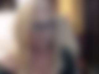 Live cam show with SofiaDream - Cougar on milfzrlive.com